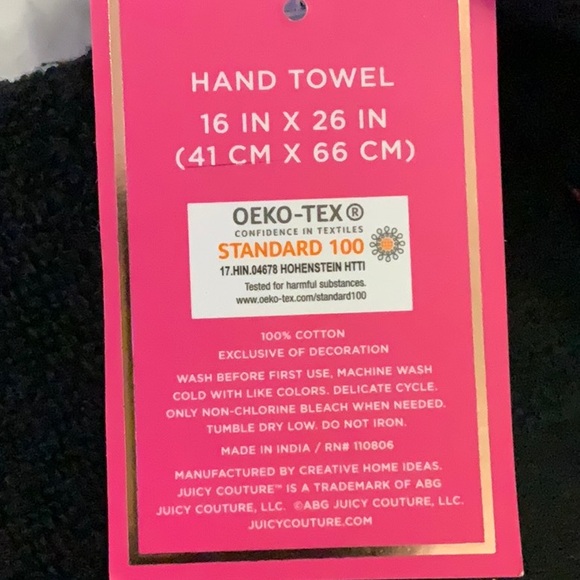 Juicy Couture Home Gold Embroidered Name Plush Oversised Set of 4 towels - Picture 5 of 5